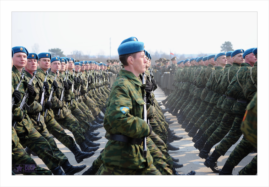 VDV (airborne) troopers on parade repetition.