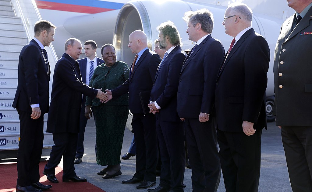 Vladimir Putin arrives in South Africa for the 10th BRICS Summit in 2018.