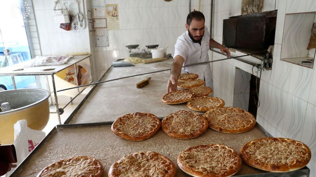 The Iranian government is seeking to clarify rumors surrounding bread price increases.
